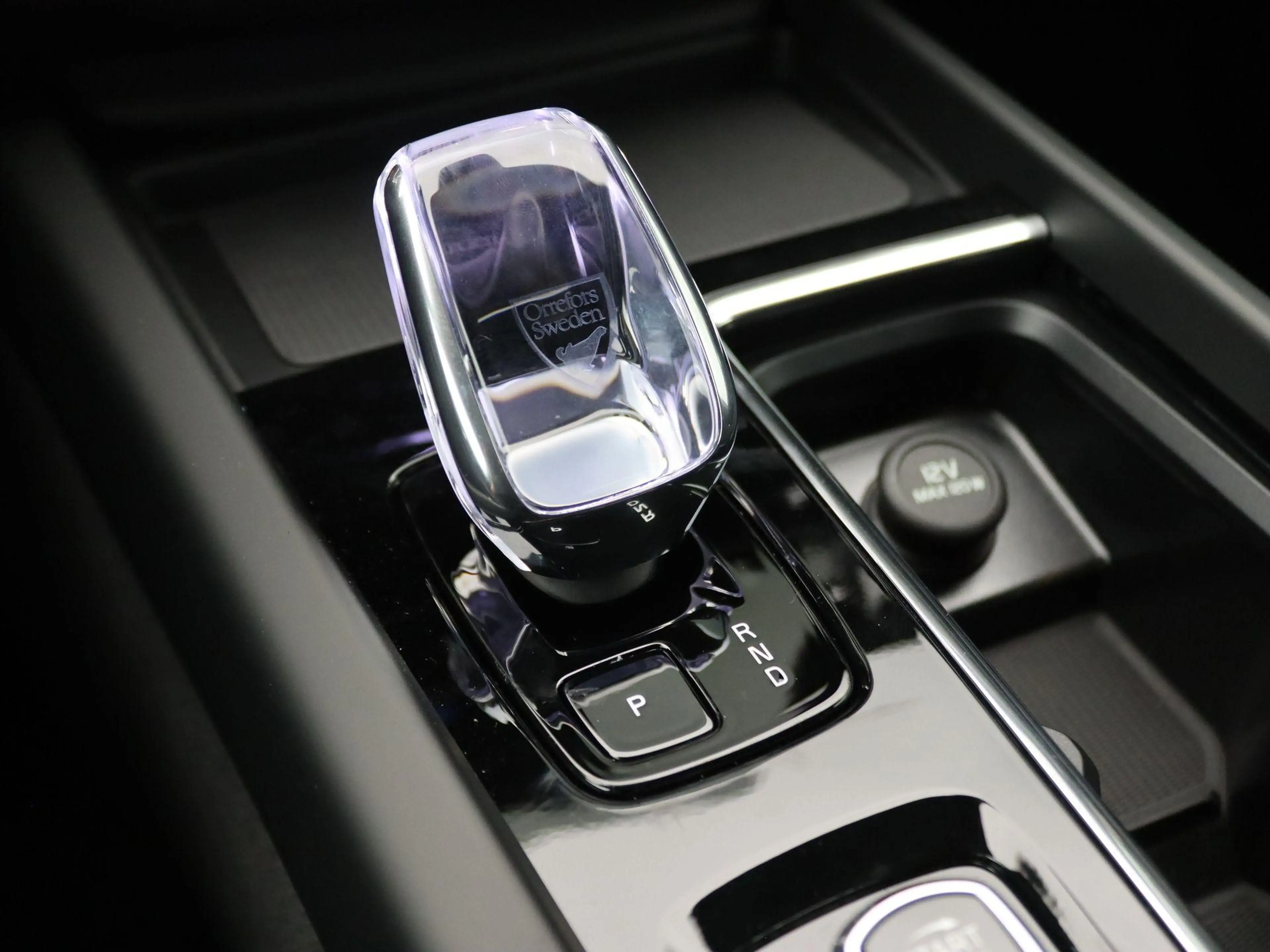 Volvo XC60 2.0 T6 Plug-in hybrid AWD Plus Dark 355PK Aut. Pan — photo 38
