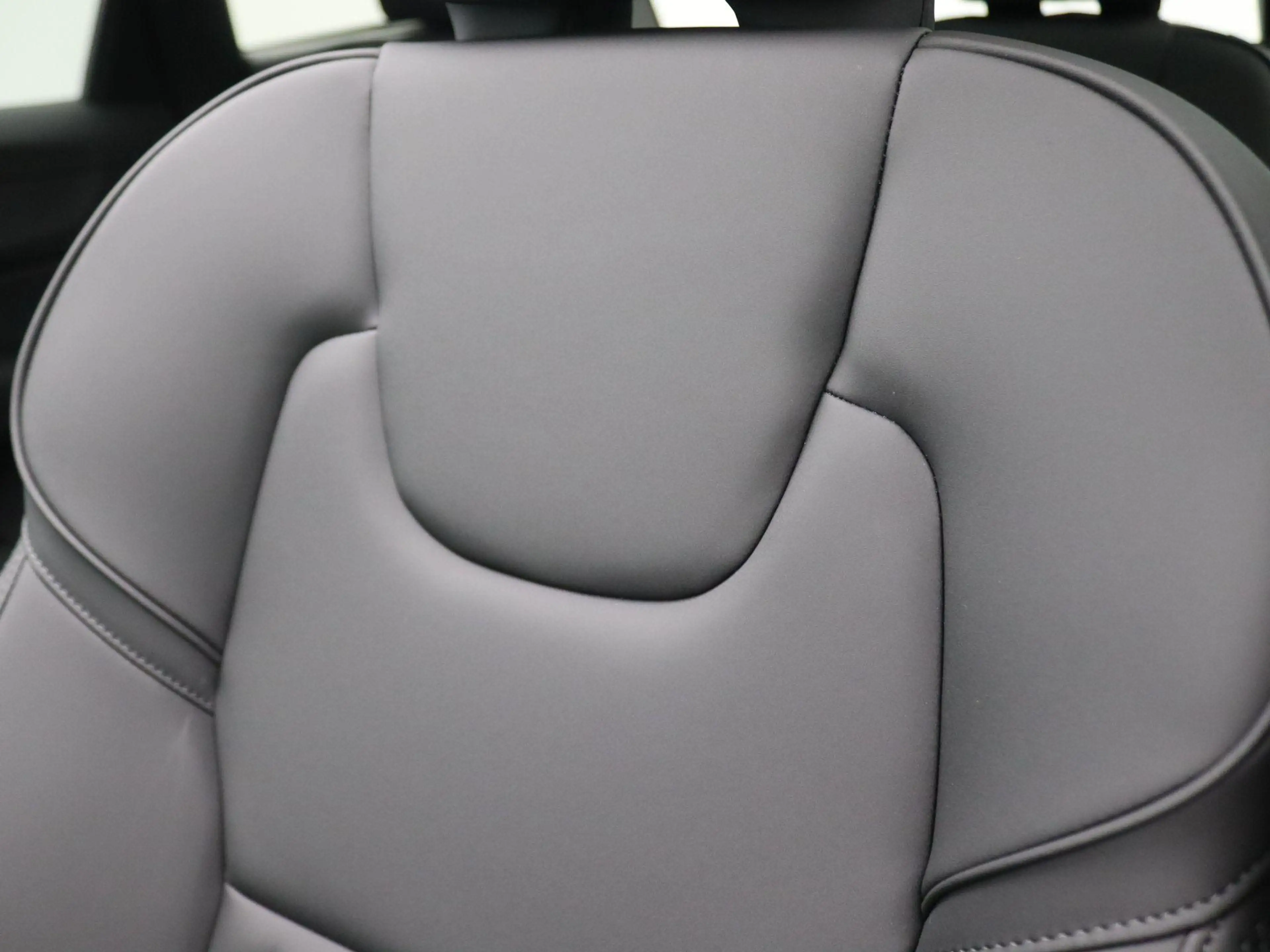 Volvo XC60 2.0 T6 Plug-in hybrid AWD Plus Dark 355PK Aut. Pan — photo 48