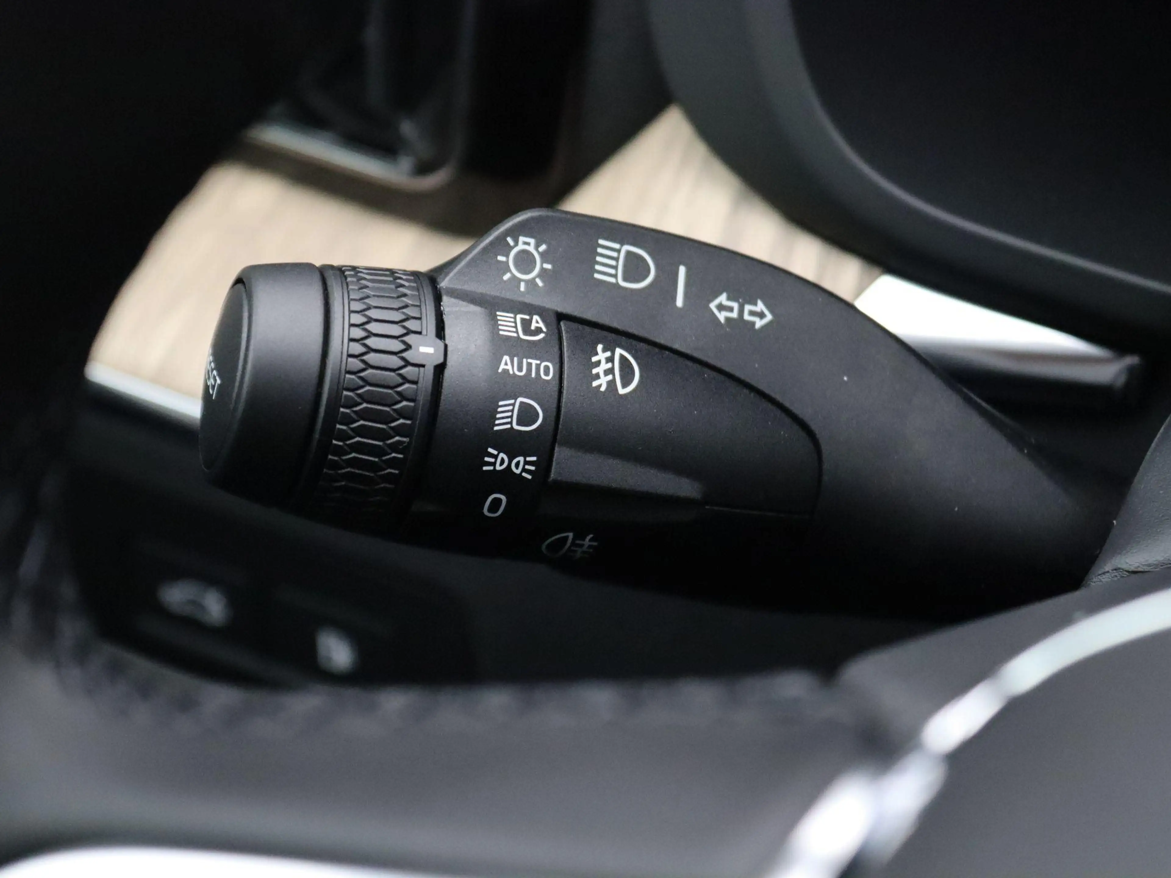 Volvo XC60 2.0 T6 Plug-in hybrid AWD Plus Dark 355PK Aut. Pan — photo 20