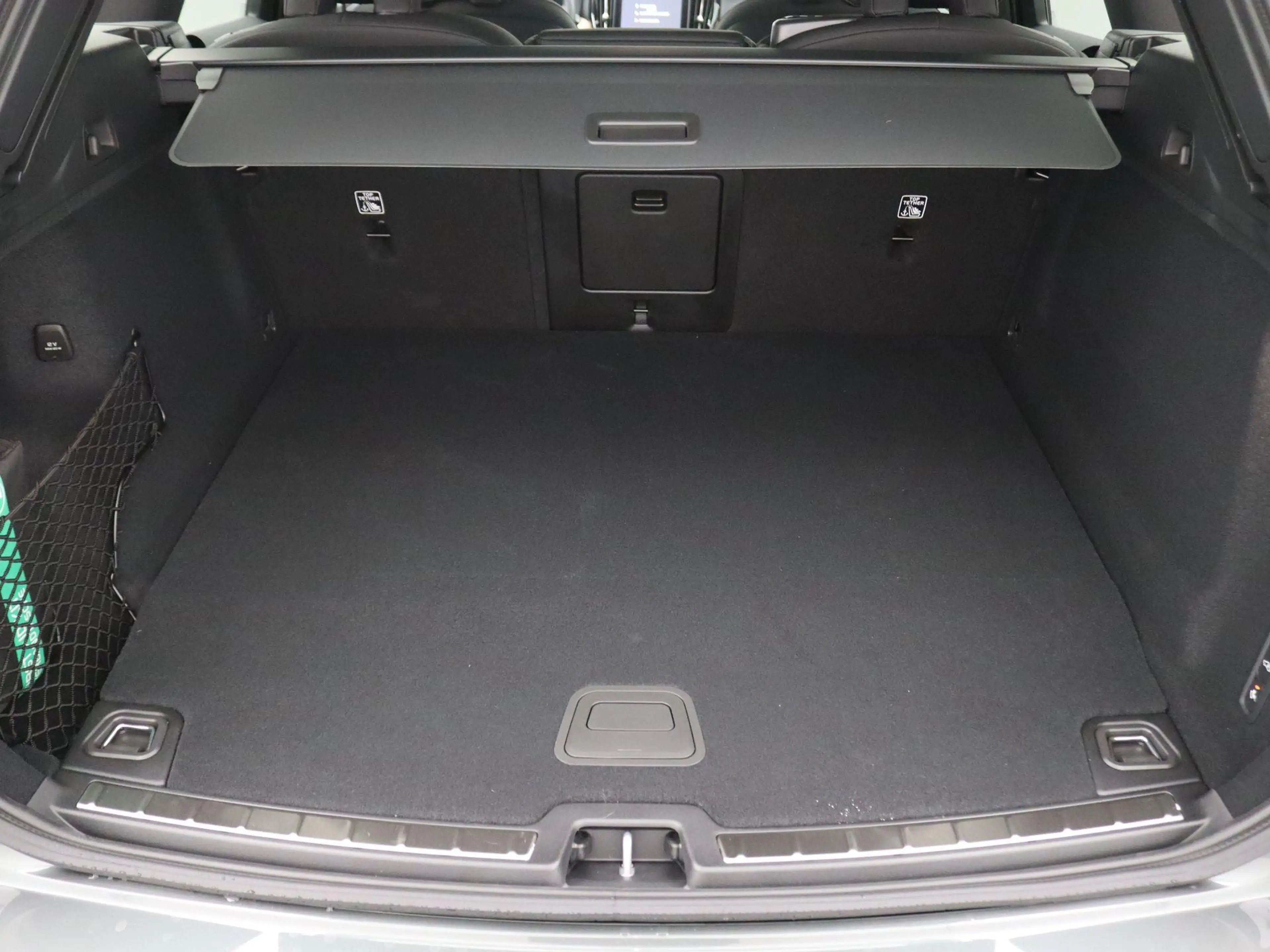 Volvo XC60 2.0 T6 Plug-in hybrid AWD Plus Dark 355PK Aut. Pan — photo 8