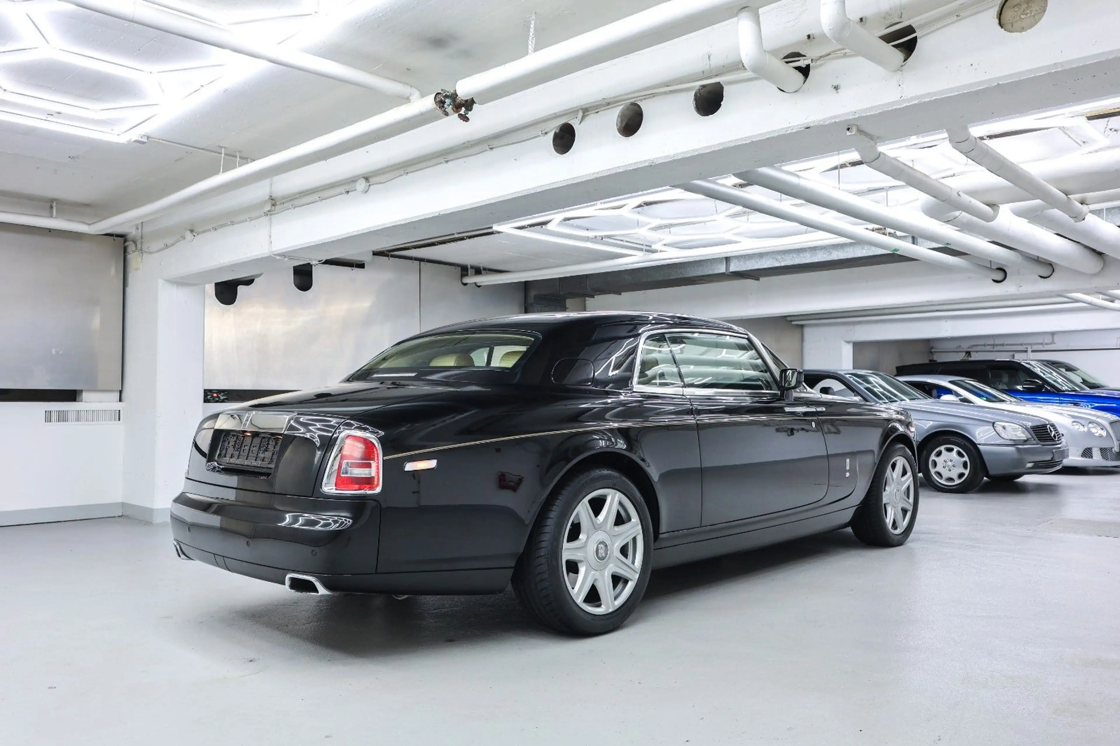 Rolls-Royce Phantom Coupé Starlight Carplay Service neu — photo 33