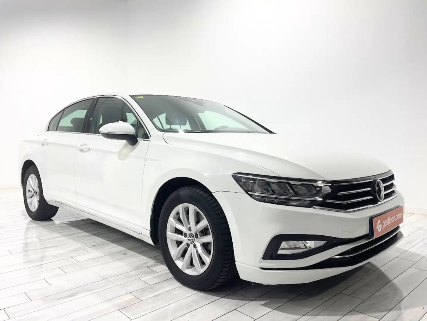 Volkswagen Passat 2.0TDI EVO Business DSG7 90kW Blanc - 2
