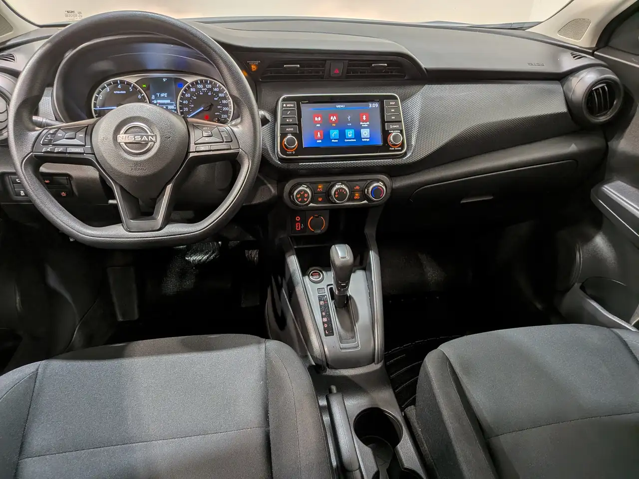 Nissan Kicks снимка Nissan Kicks