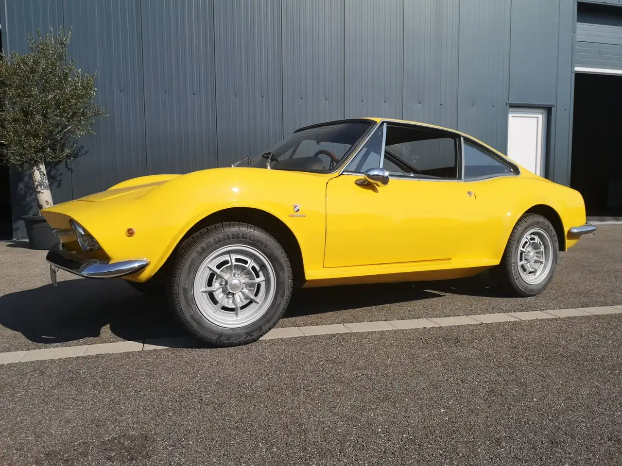 Fiat 850 Moretti Sportiva, foto 2