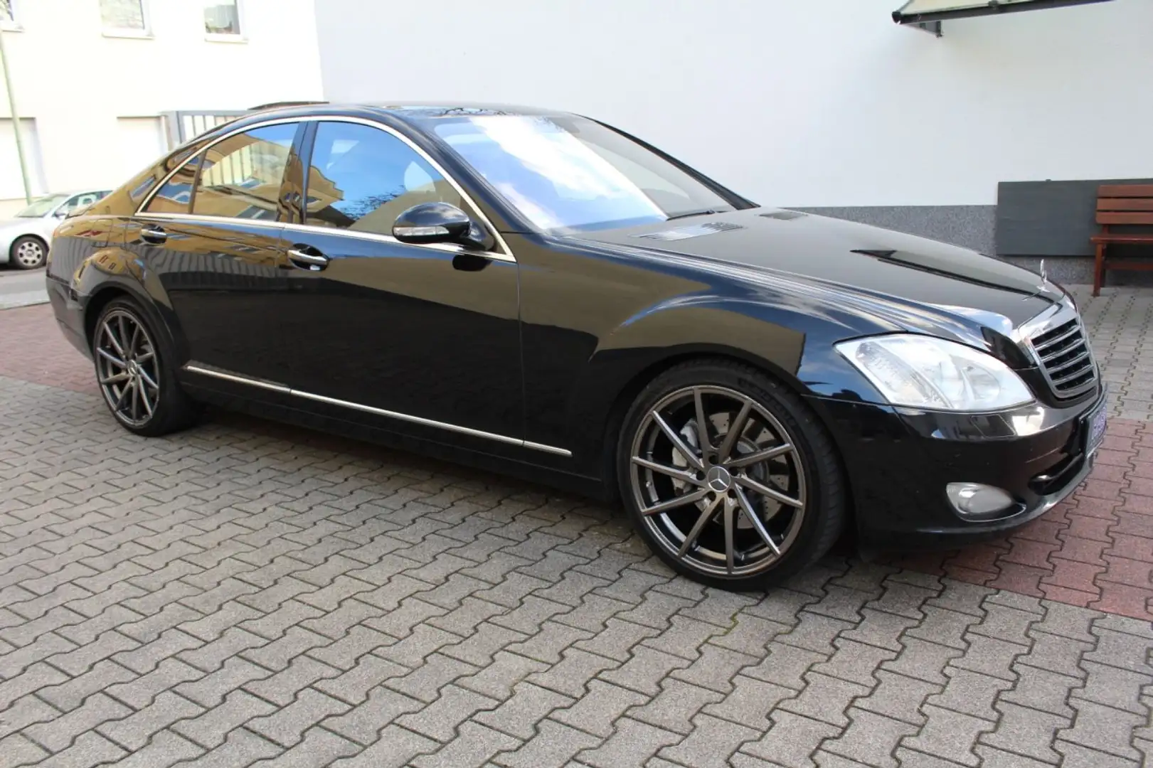 Mercedes-Benz S 500 4Matic ( Sehr gepflegt / Tüv Neu ) Schwarz - 2