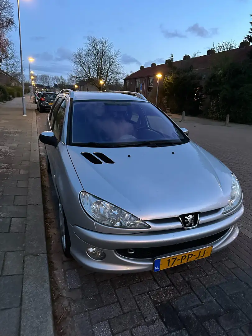 Peugeot 206 1.6-16V Quiksilver Grijs - 1