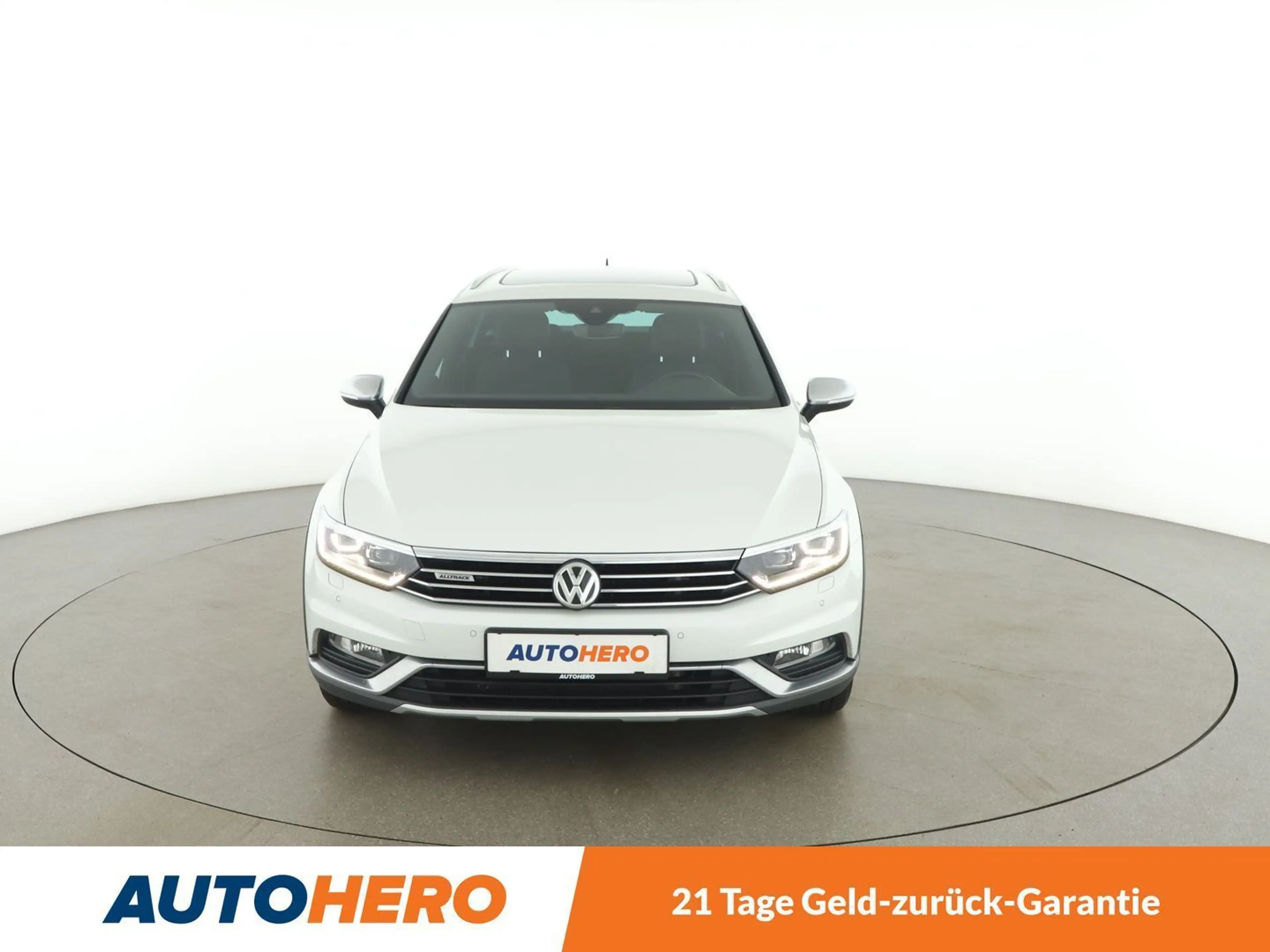 Volkswagen Passat Alltrack 2.0 TDI 4Motion BlueMotion Tech — photo 9