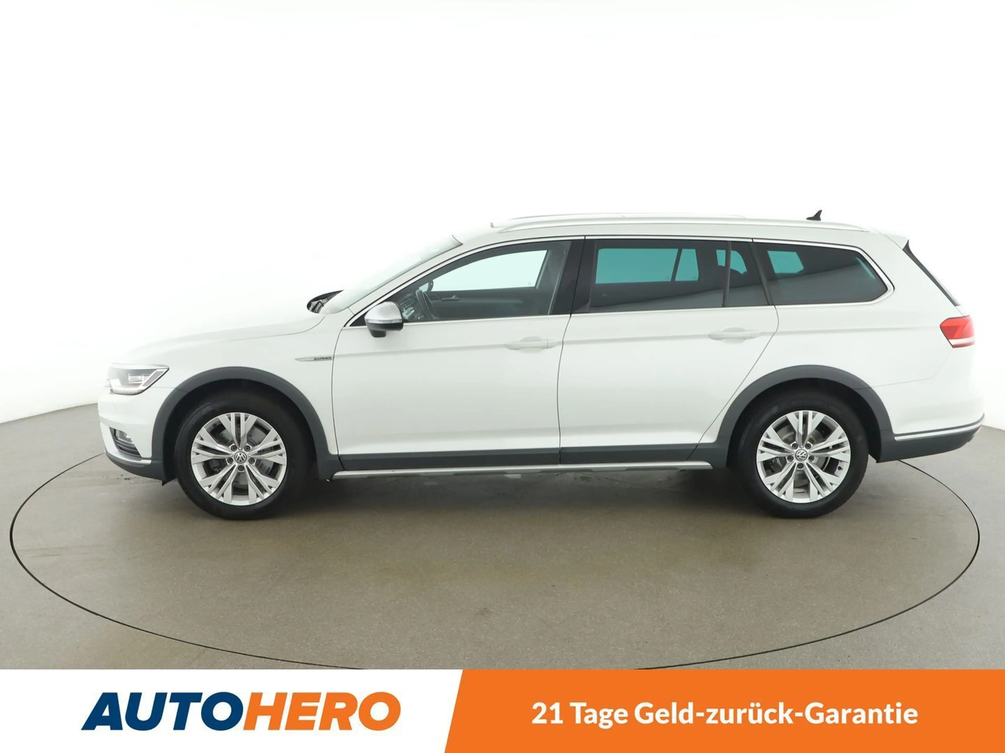 Volkswagen Passat Alltrack 2.0 TDI 4Motion BlueMotion Tech — photo 3