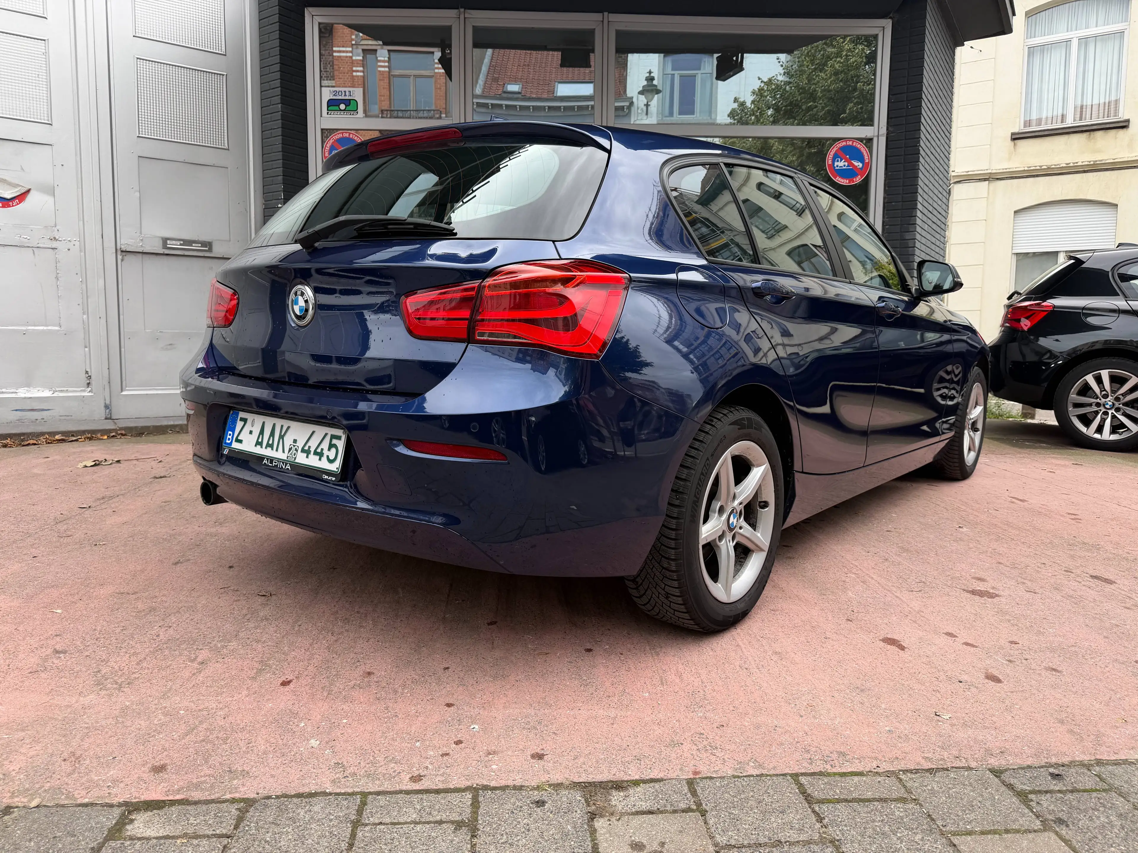 BMW 118 Garantie - Kit hiver Extra Inclus - Euro 6 - 2018 - FACELIFT - Navigation — photo 6