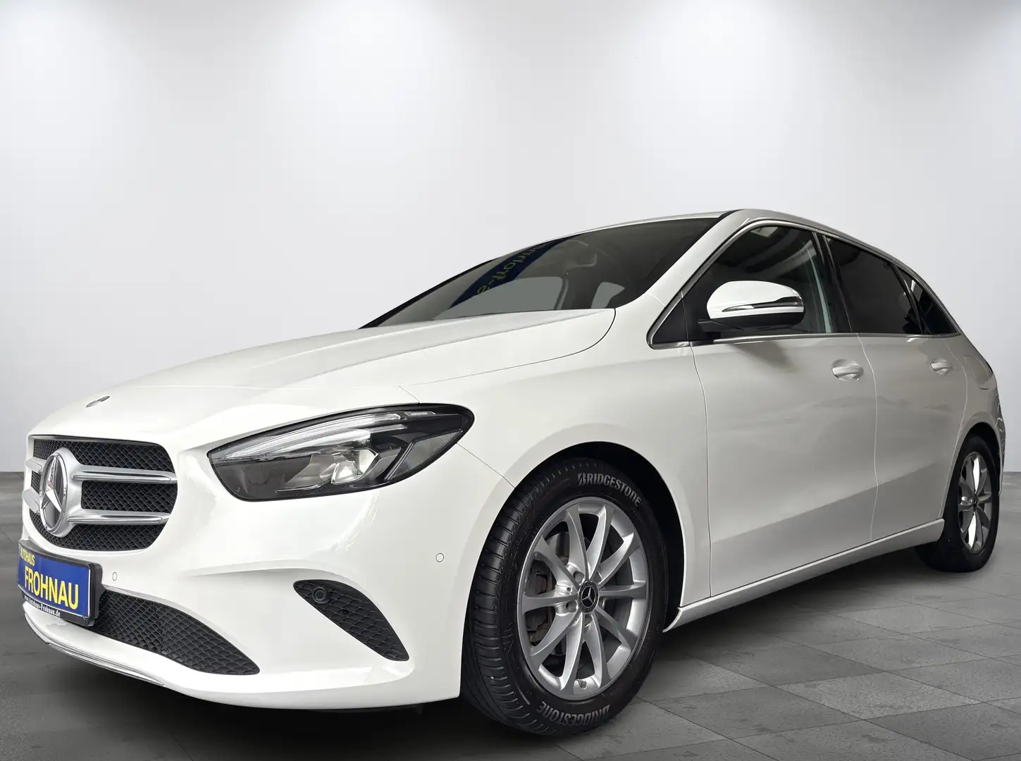 Mercedes-Benz B 180 AHK Totwinkel ACC Navi Einparkhilfe Spurhalte LED Alb - 1