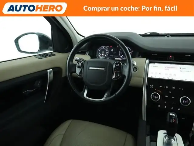 Land Rover Discovery Sport view 14