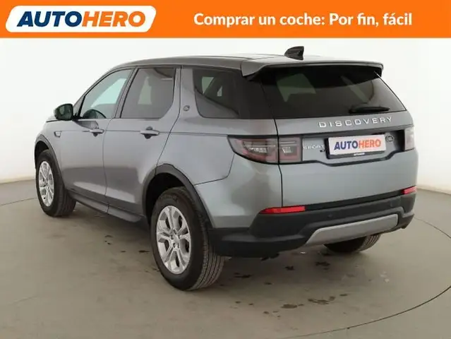 Land Rover Discovery Sport view 4