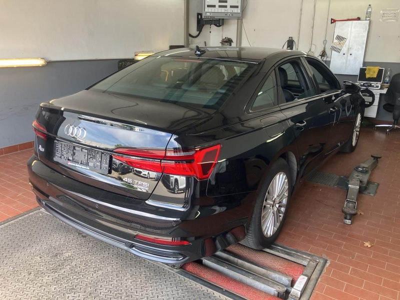 Audi A6 Lim. 45 TFSI quattro design ACC Leder Amb — photo 3