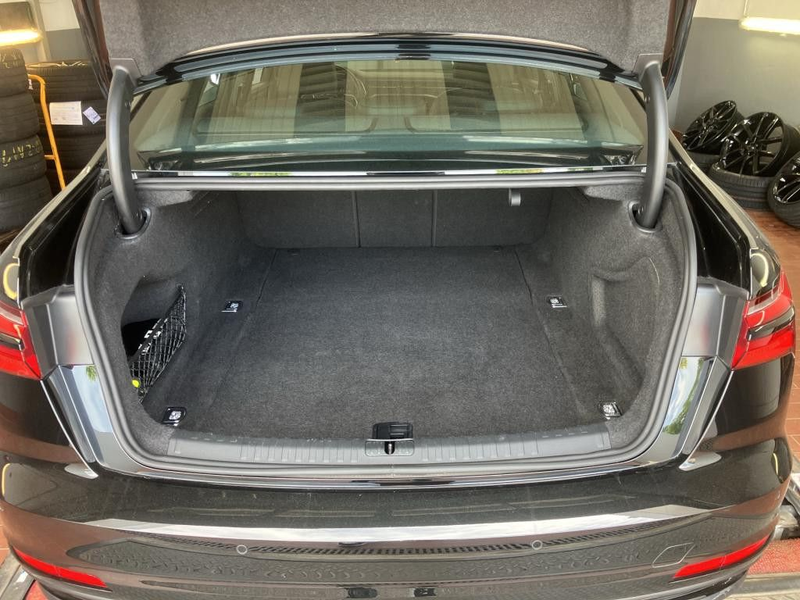 Audi A6 Lim. 45 TFSI quattro design ACC Leder Amb — photo 11