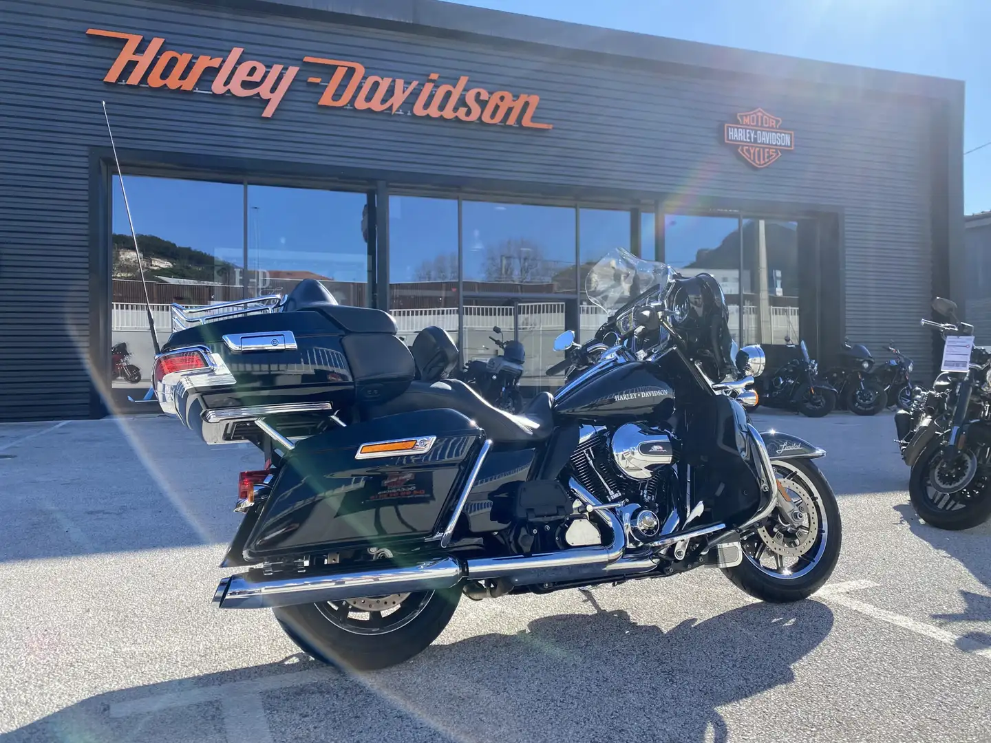 Harley-Davidson Electra Glide - 1