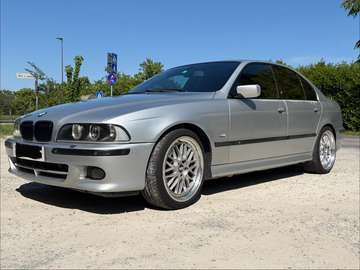 535i V8 Benzina GUIDA A DESTRA