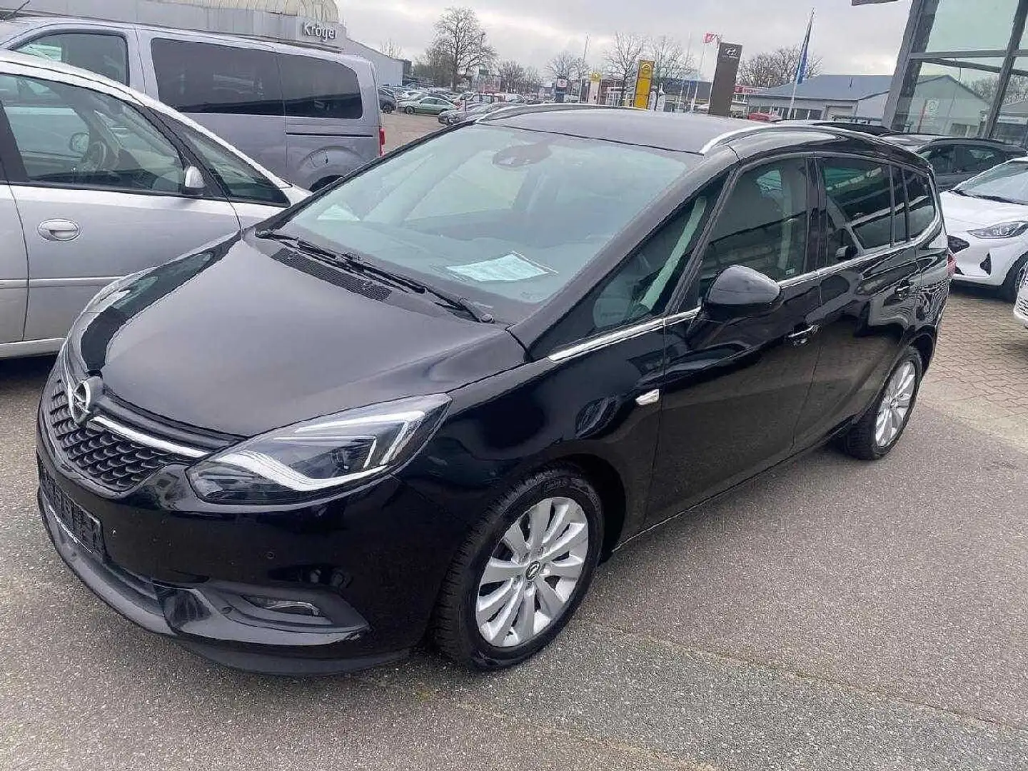 Opel Zafira C Tourer Business Innovation Noir - 1