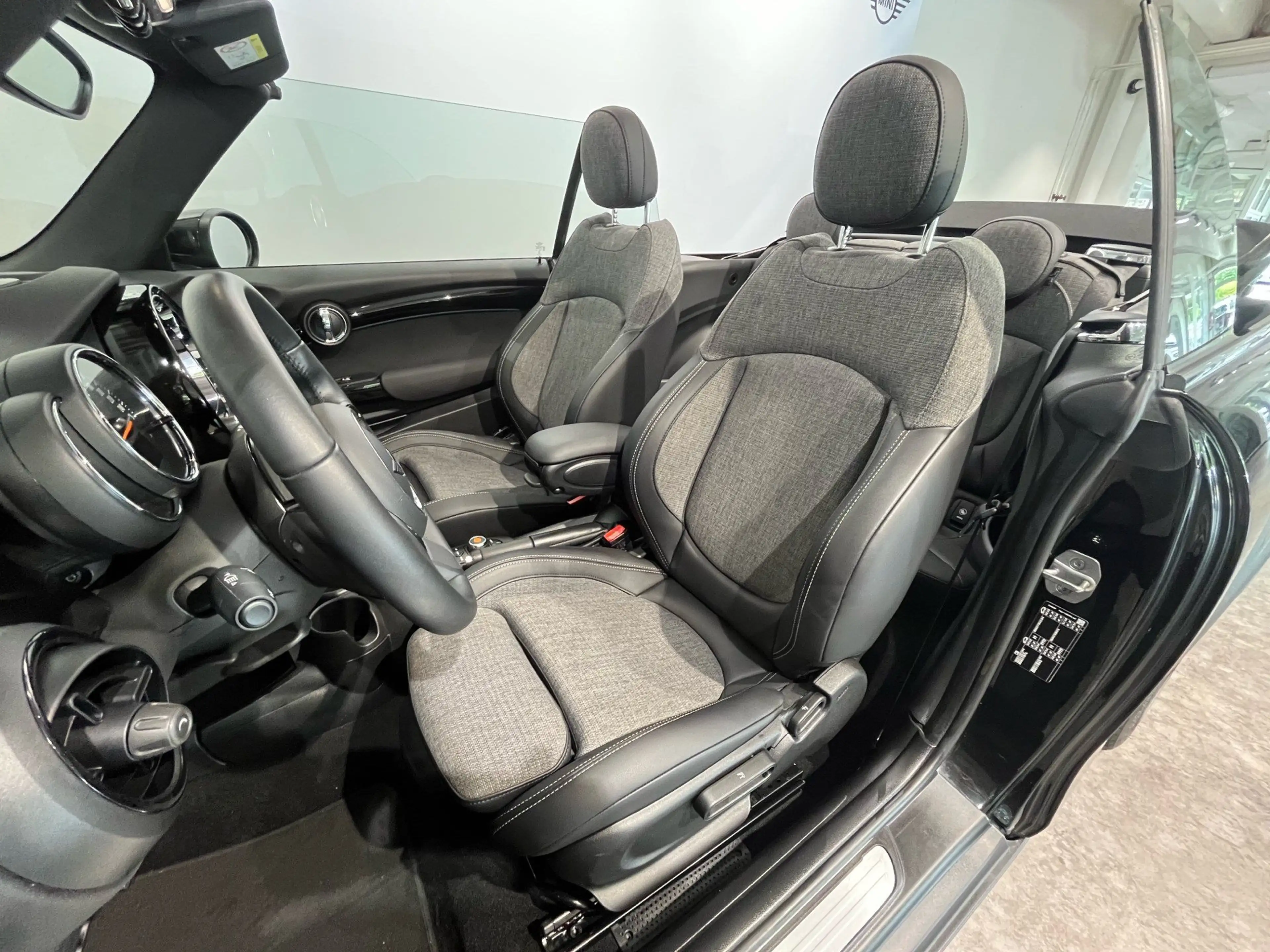 MINI Cooper S Cabrio Cooper S Cabrio — photo 8