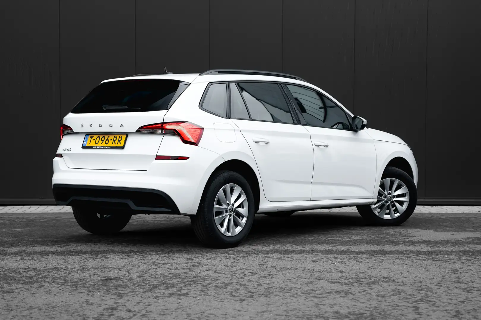 Skoda Kamiq 1.0 TSI Ambition | Automaat | Carplay | Cruise Con Wit - 2