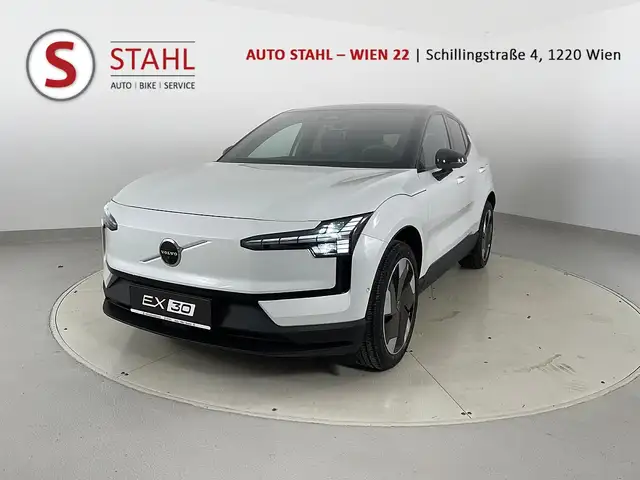 Volvo EX30 Single Motor Extended Range 69kWh Ultra | Stahl...