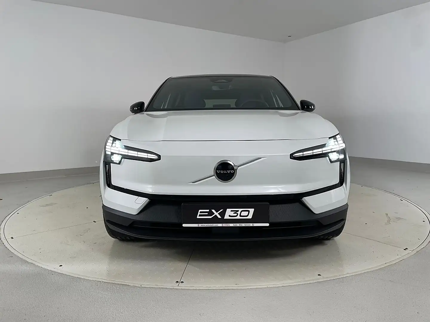 Volvo EX30 Single Motor Extended Range 69kWh Ultra | Stahl... Weiß - 2