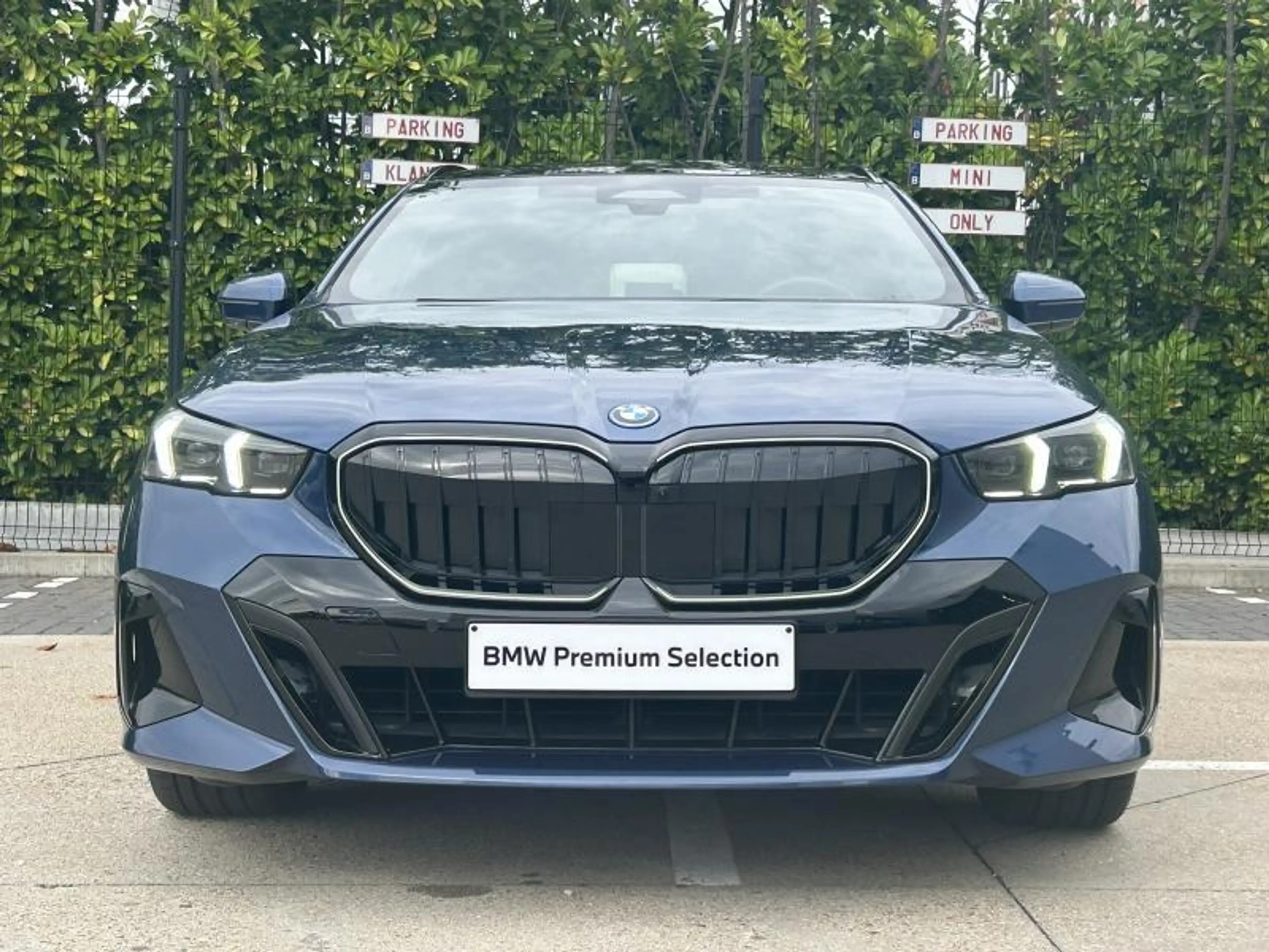 BMW 550 Touring — photo 2