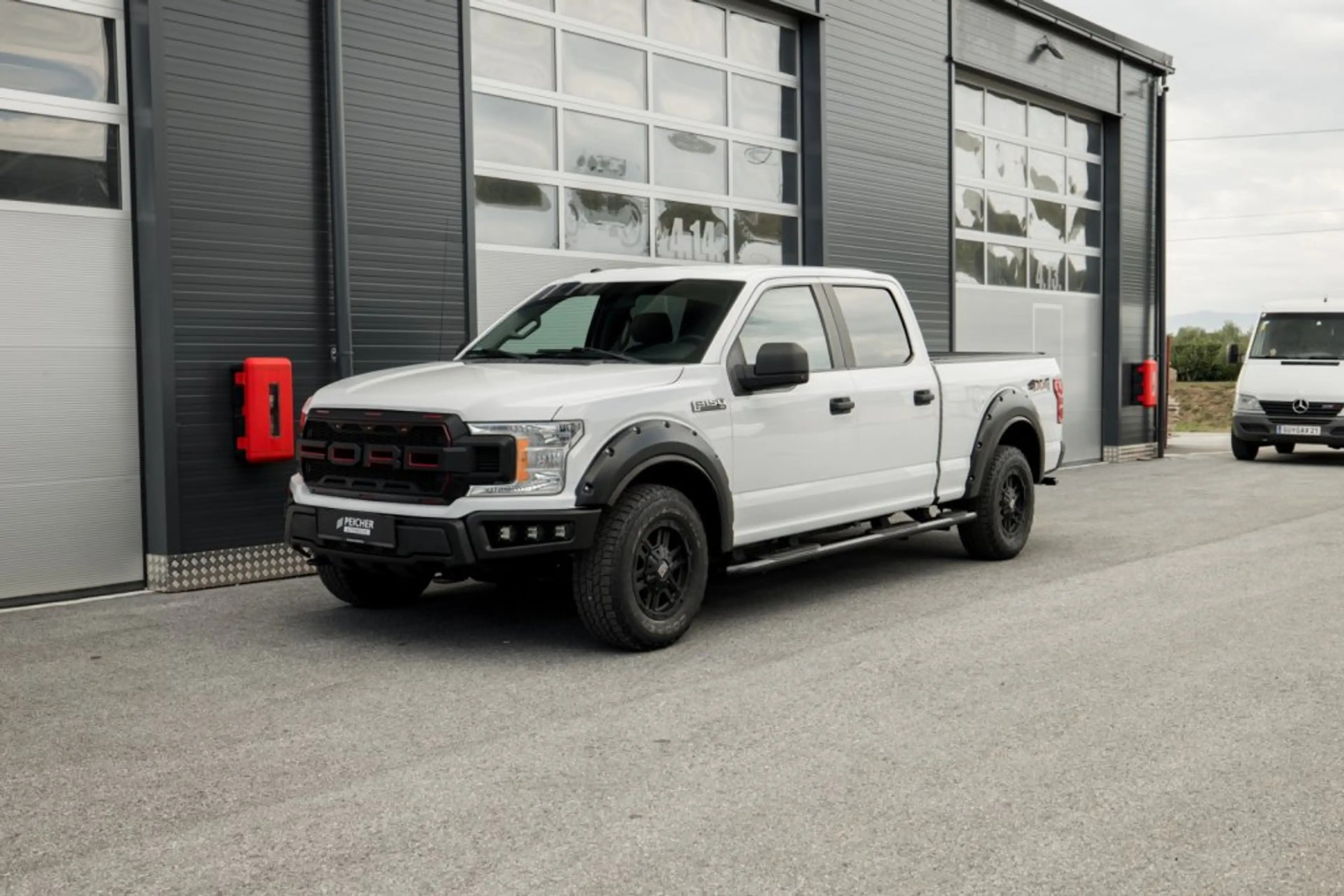 Ford F 150 F-150 XL SuperCrew 6,5'-Bed 4x4 — photo 3