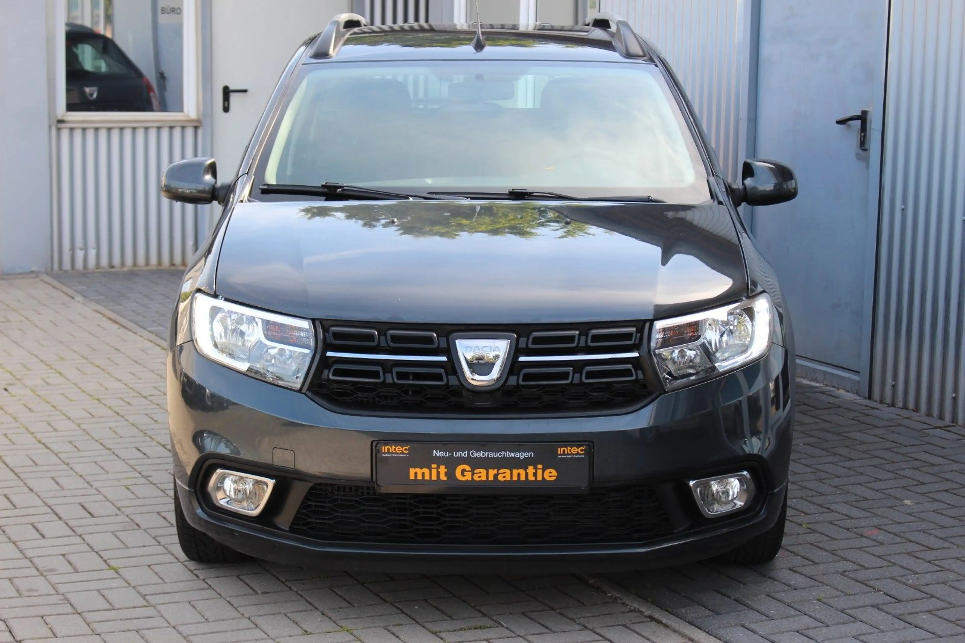 Dacia Logan MCV II Kombi Comfort Automatik+Navi+Kamera — photo 7
