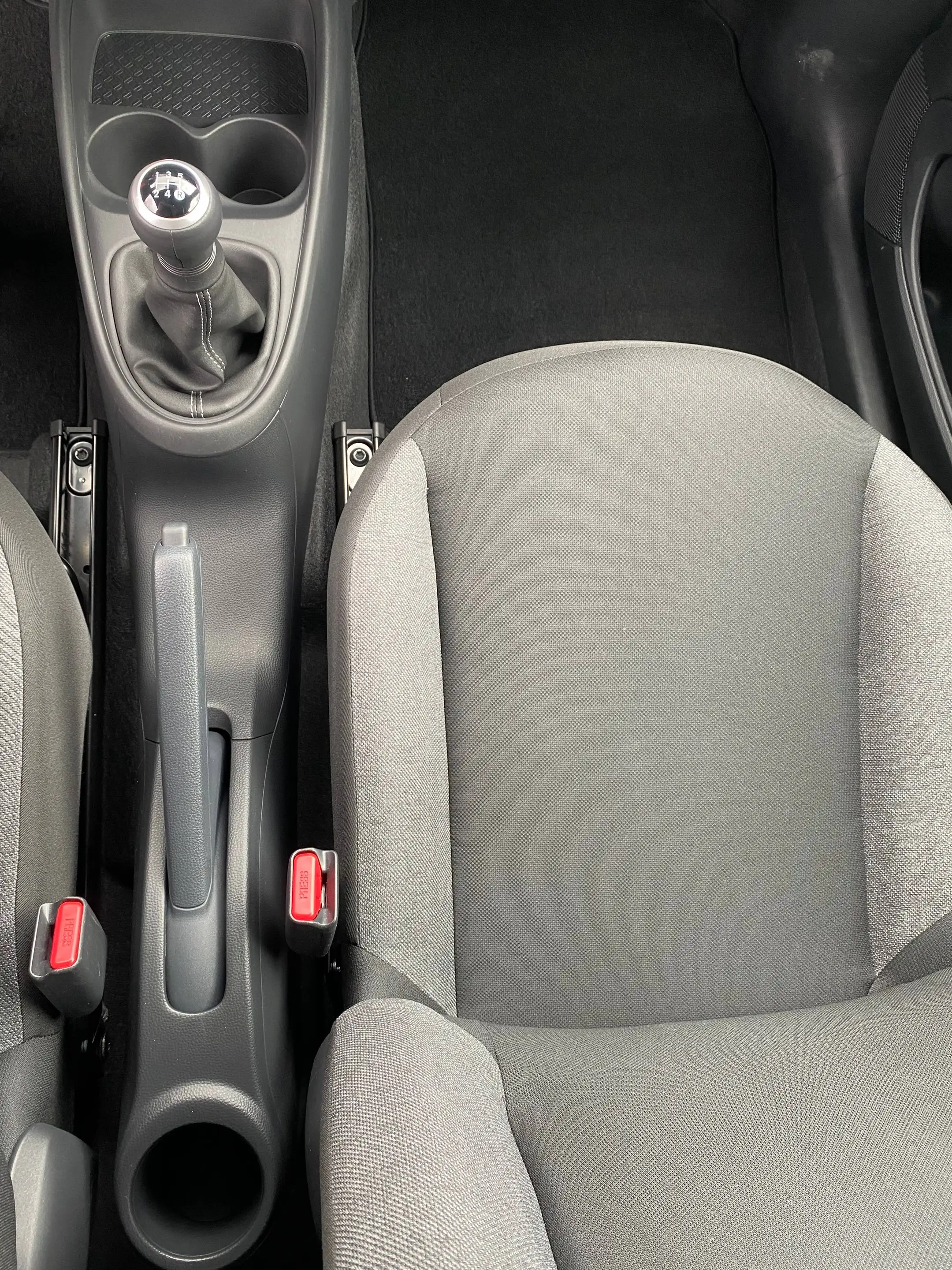 Toyota Aygo 17ALU*APPLE&ANDROID*KLIMAAT*RÜCKFAHRKAMERA*Sihz — photo 28