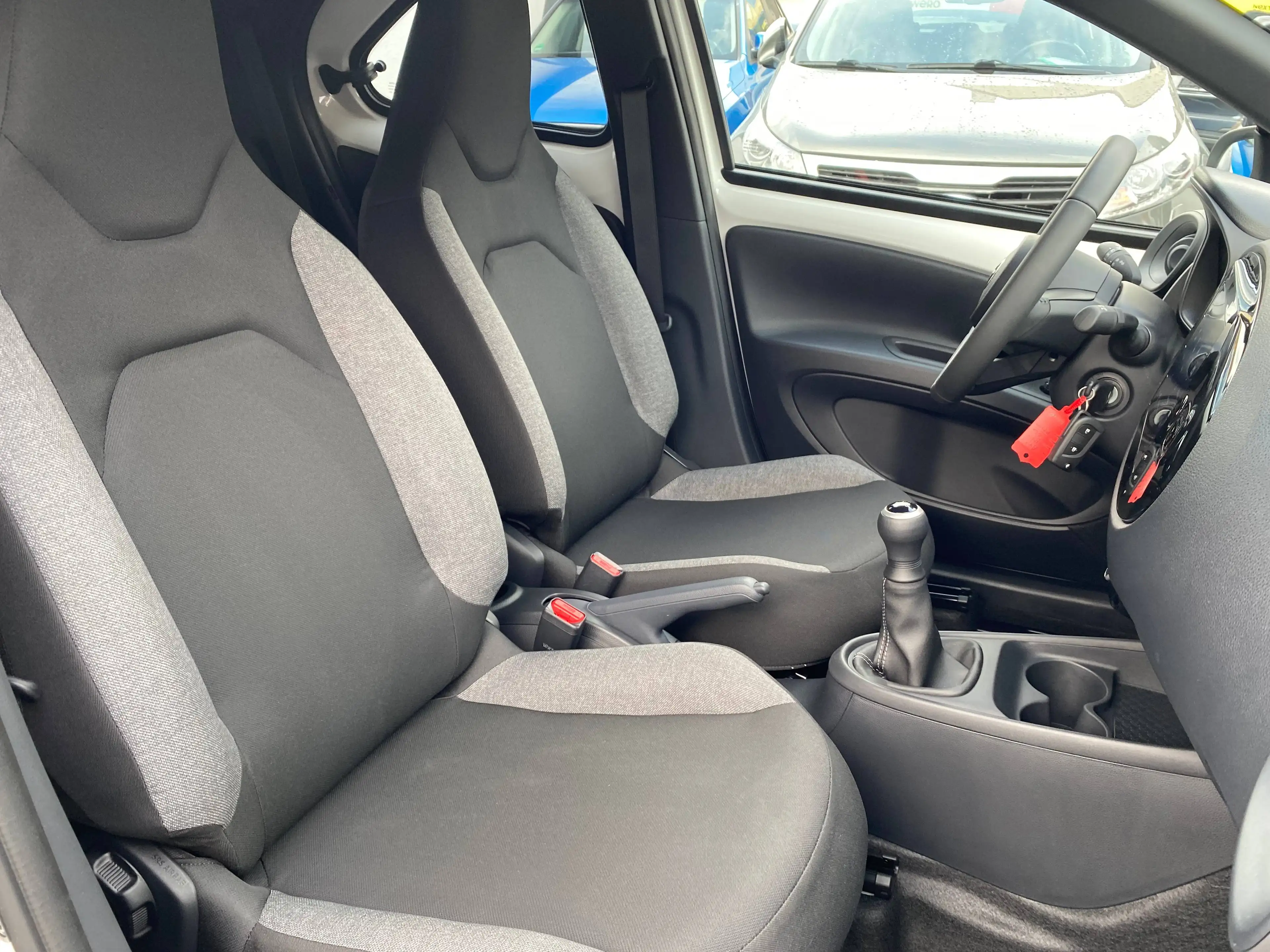 Toyota Aygo 17ALU*APPLE&ANDROID*KLIMAAT*RÜCKFAHRKAMERA*Sihz — photo 10