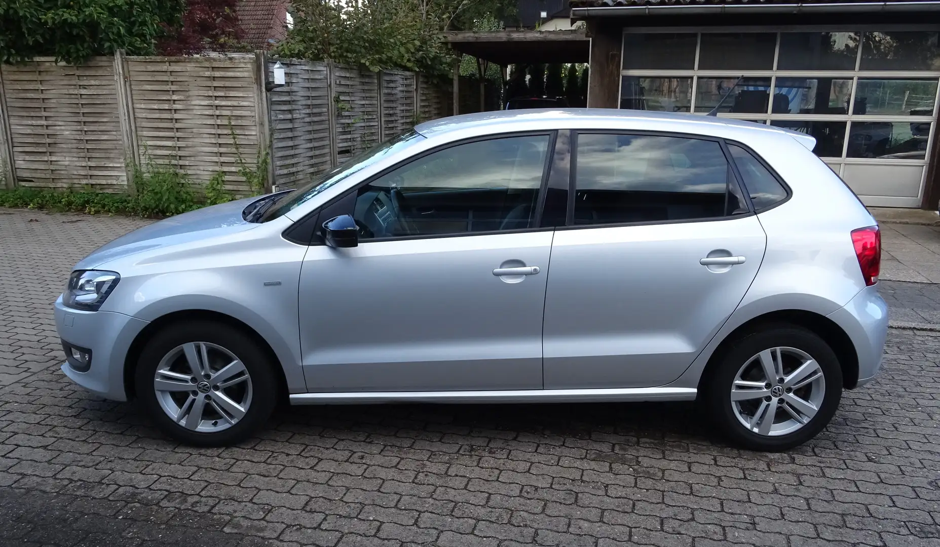Volkswagen Polo 1.2 TSI MATCH * DSG * XENON * LM * KLIMA *1.Hand* Argent - 2