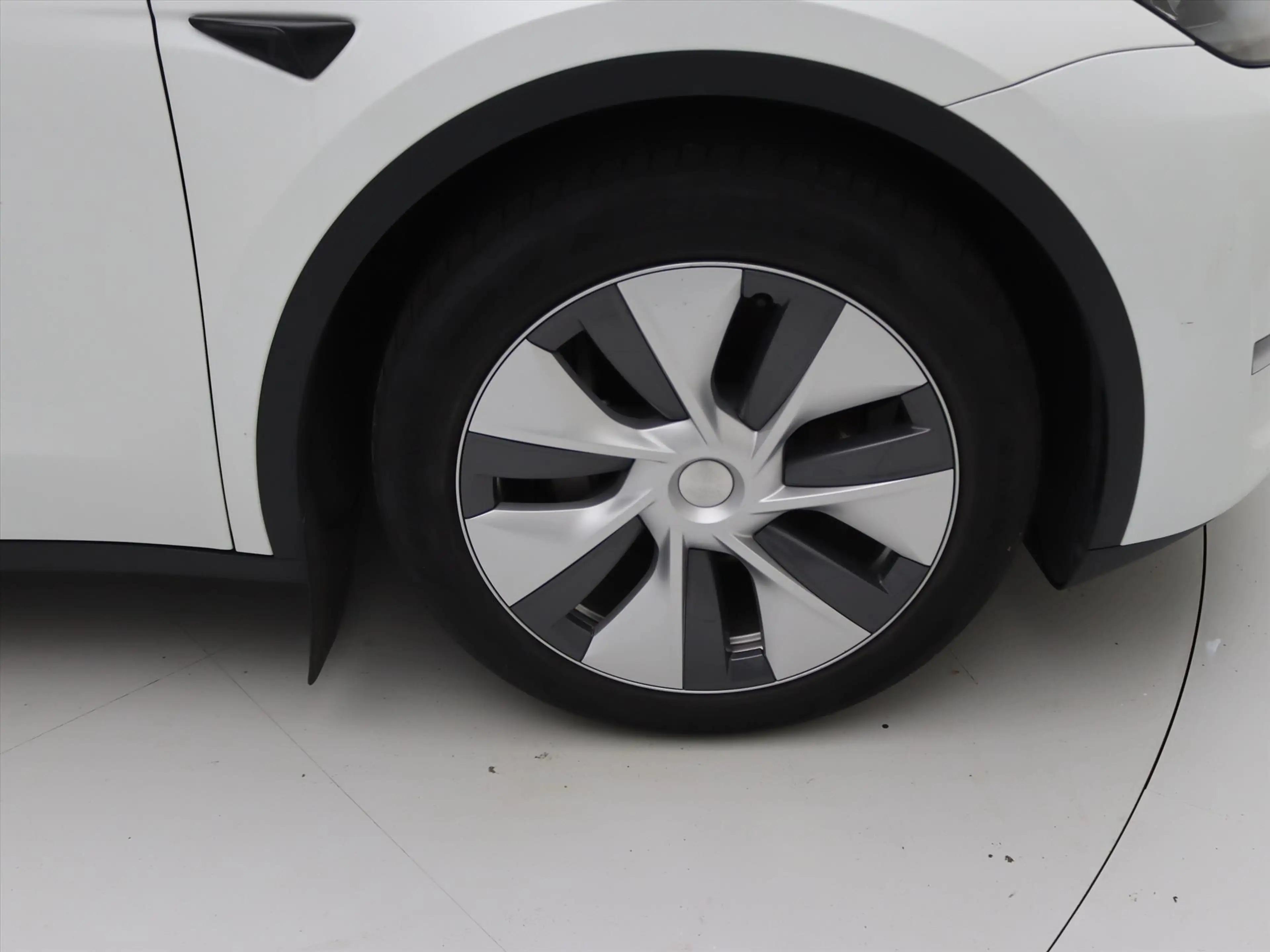 Tesla Model Y Long Range AWD 75kWh 351pk 91.8% SoH [ TREKHAAK+AM — photo 12