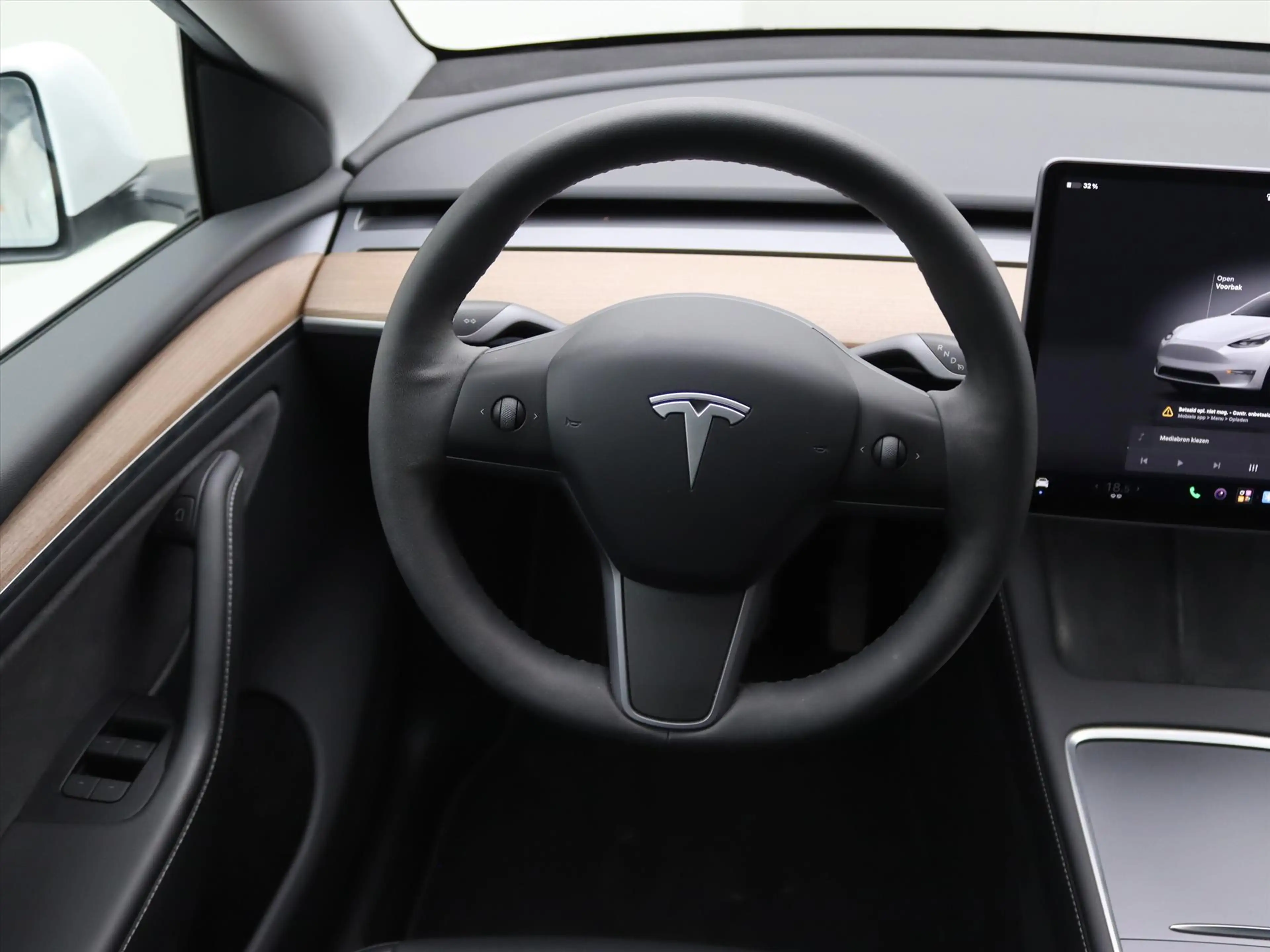 Tesla Model Y Long Range AWD 75kWh 351pk 91.8% SoH [ TREKHAAK+AM — photo 21