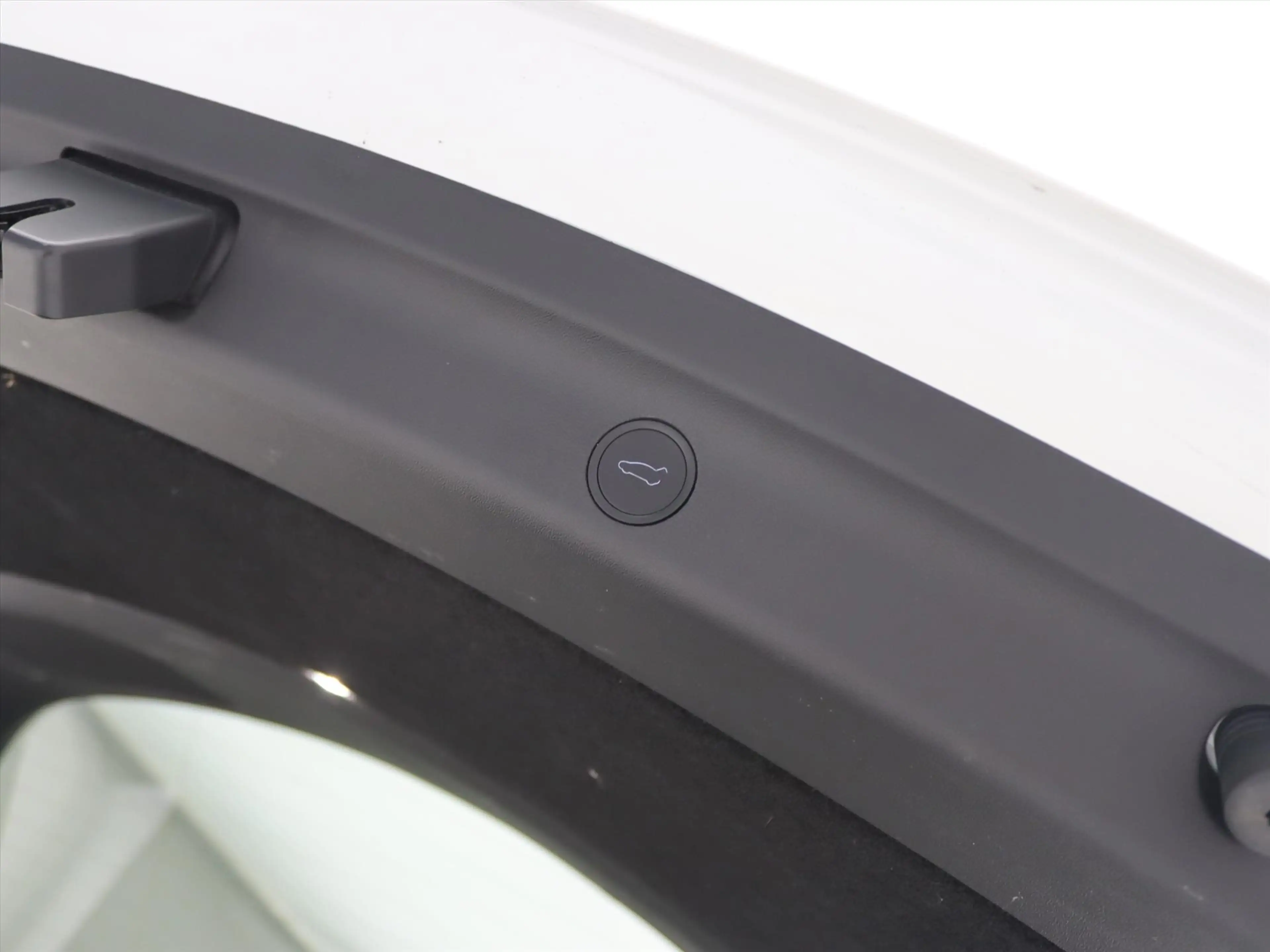 Tesla Model Y Long Range AWD 75kWh 351pk 91.8% SoH [ TREKHAAK+AM — photo 28