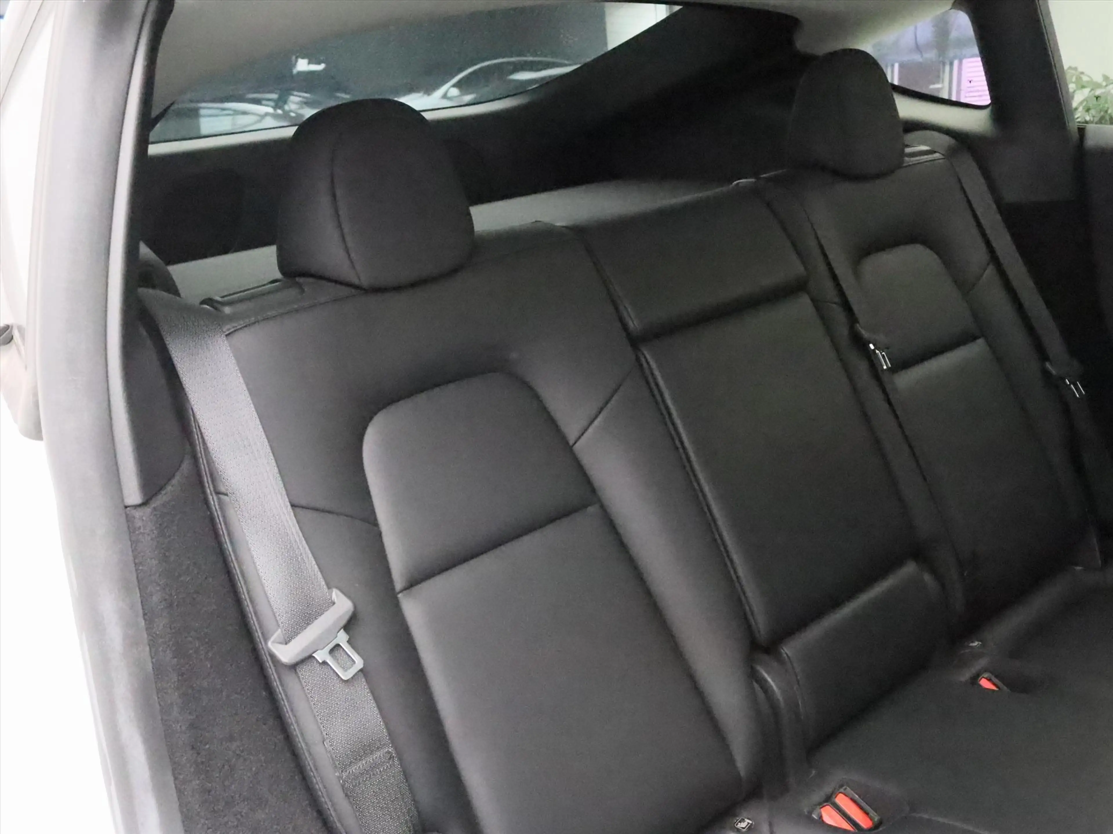 Tesla Model Y Long Range AWD 75kWh 351pk 91.8% SoH [ TREKHAAK+AM — photo 16