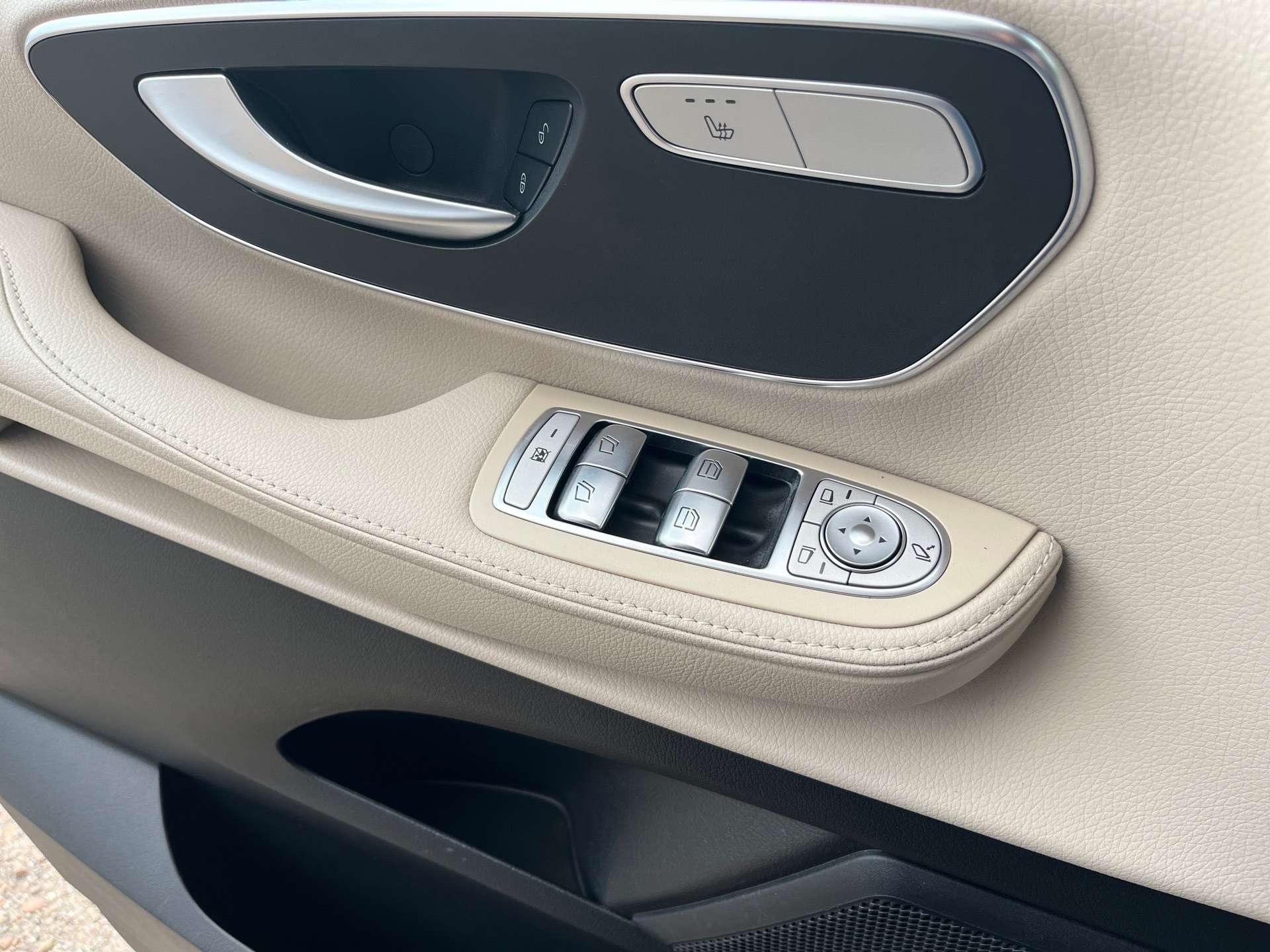 Mercedes-Benz V 300