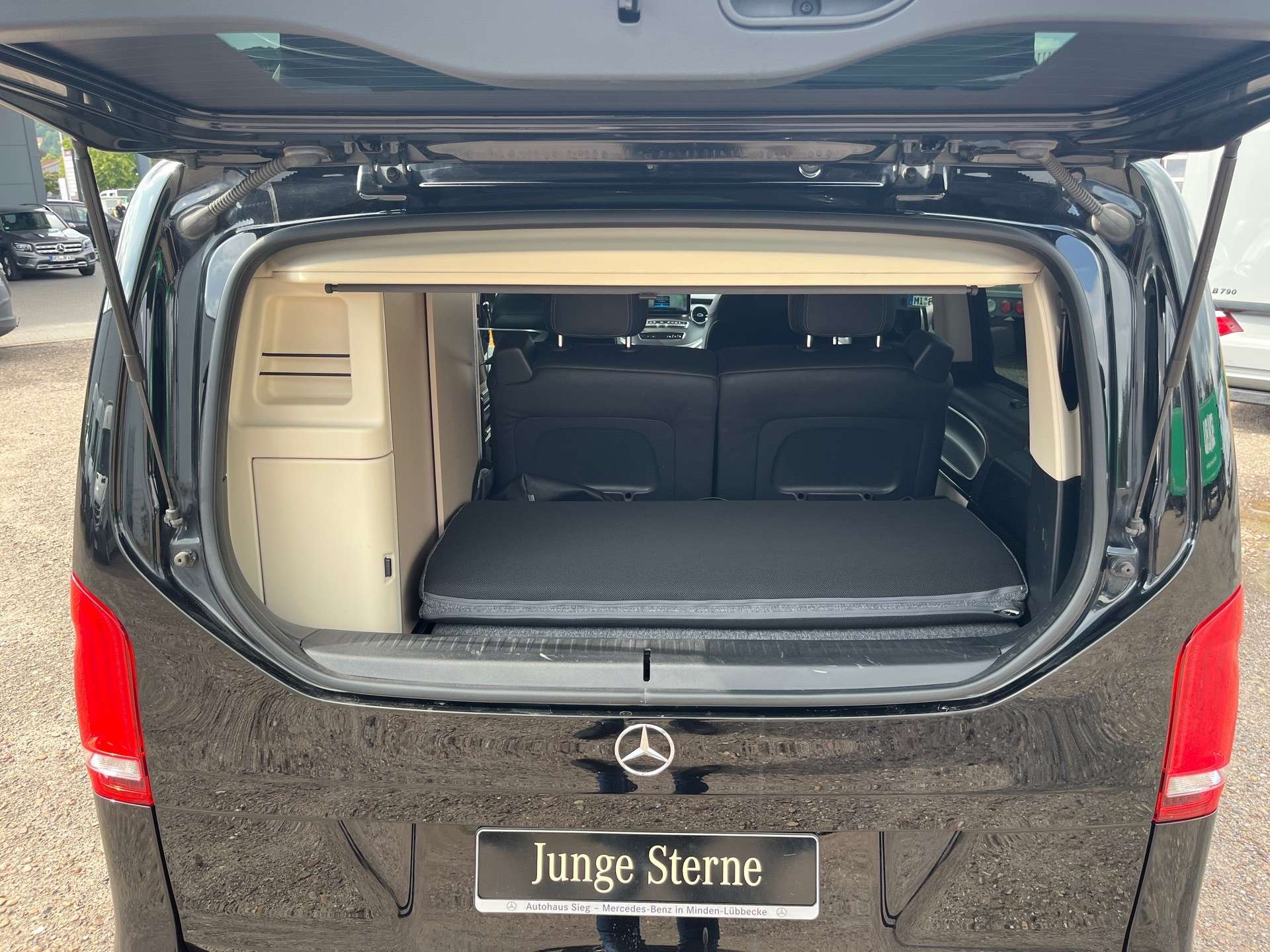Mercedes-Benz V 300