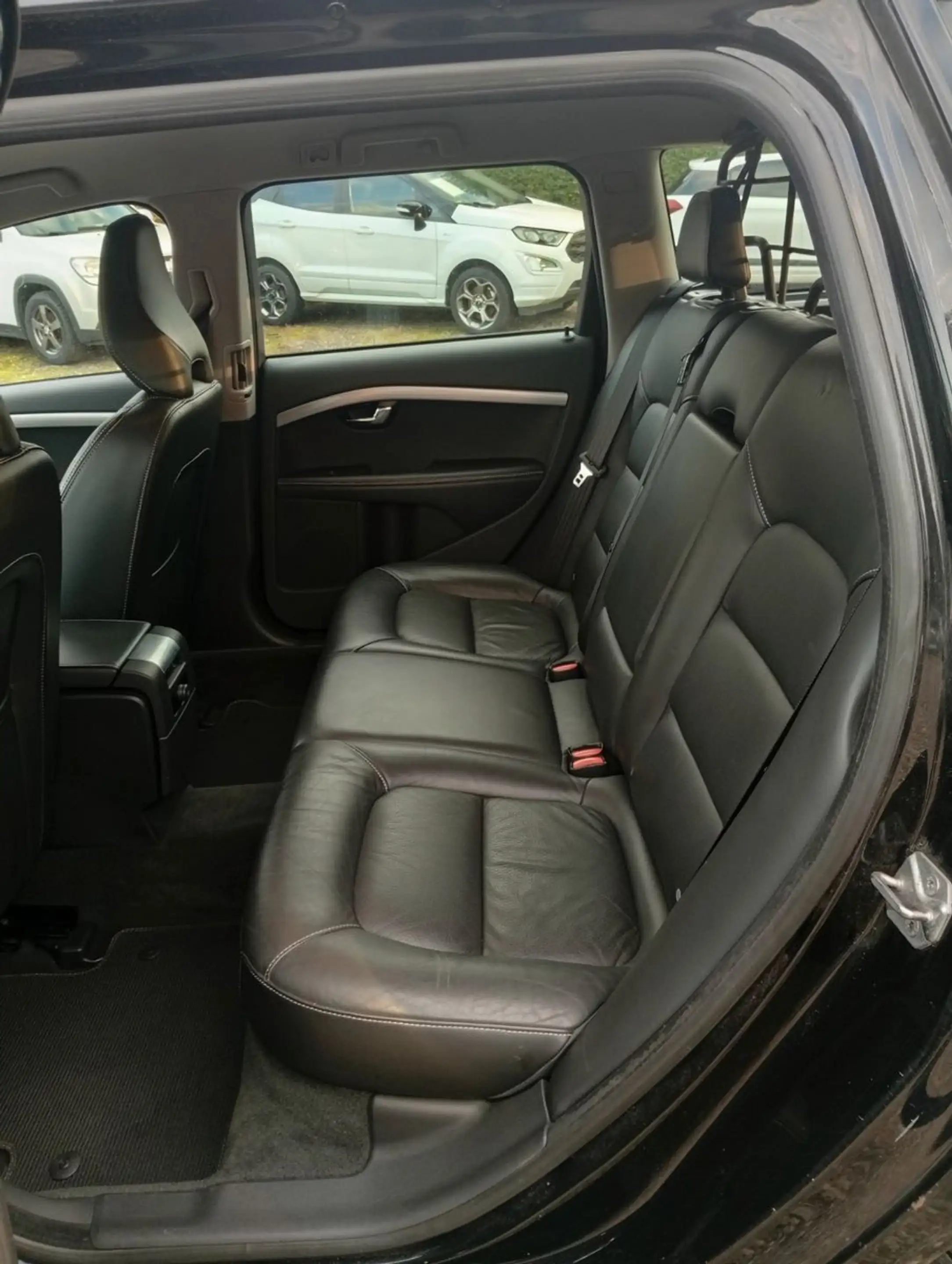 Volvo V70 D3 Black Edition.Automatik.Klima.Navi.Leder. — photo 13