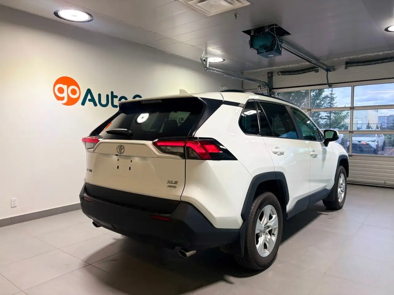 Toyota RAV 4 снимка Toyota RAV 4