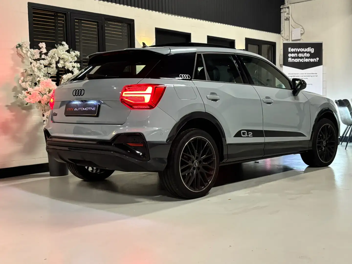 Audi Q2 35 TFSI S Line |Pano|B&O|Leder|Cam|Sfeer|ACC|Matri Grijs - 2