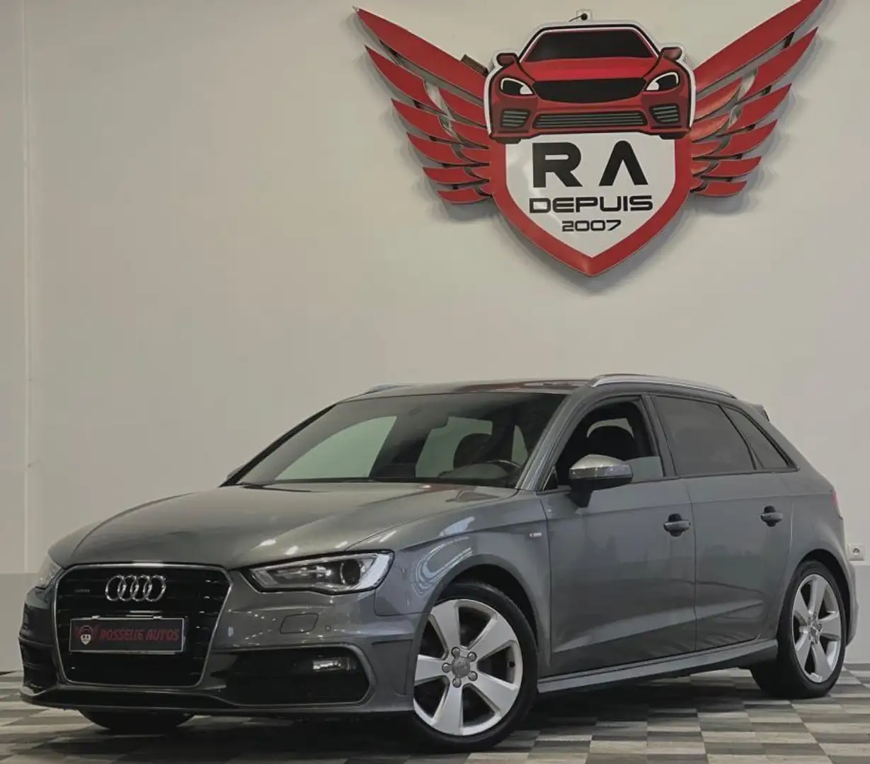 Audi A3 2.0TDI S-LINE S-TRONIC QUATTRO 184CH VENTE EXPORT PRO Grau - 2