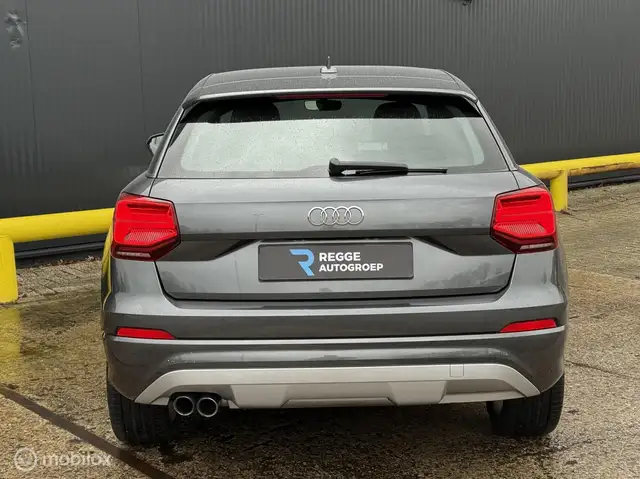 Audi Q2 view 8