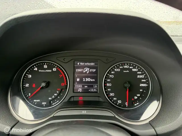 Audi Q2 view 15