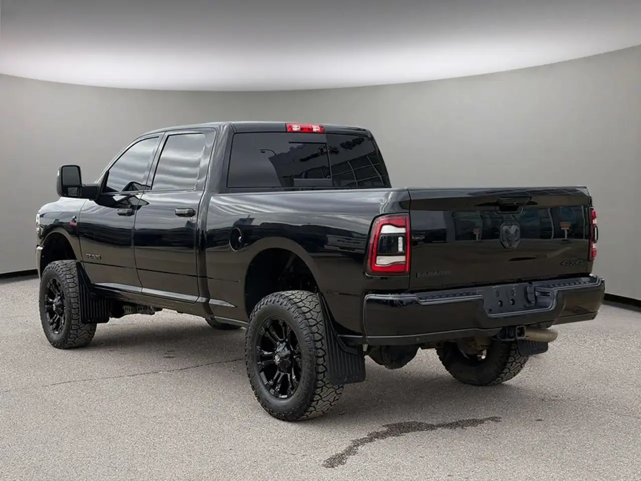 RAM 3500 снимка RAM 3500