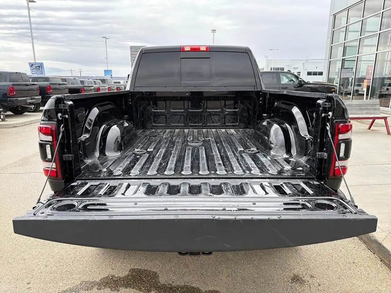 RAM 3500 снимка RAM 3500