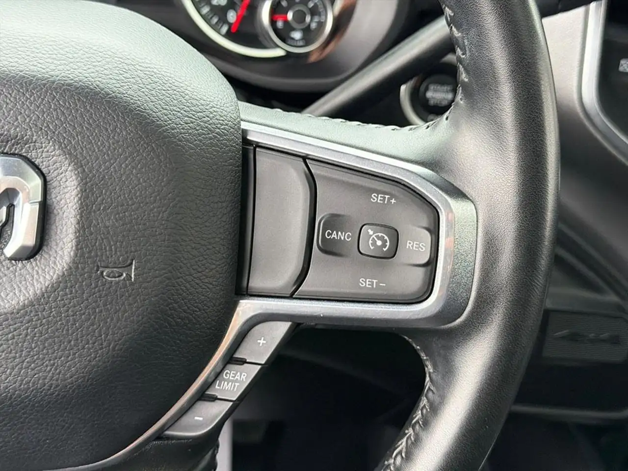 RAM 3500 снимка RAM 3500