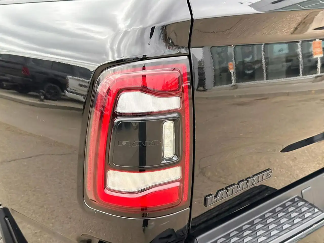 RAM 3500 снимка RAM 3500