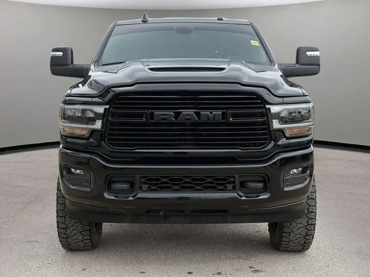 RAM 3500 снимка RAM 3500