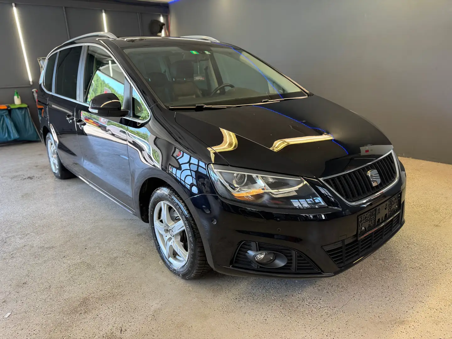 SEAT Alhambra Style Zwart - 1