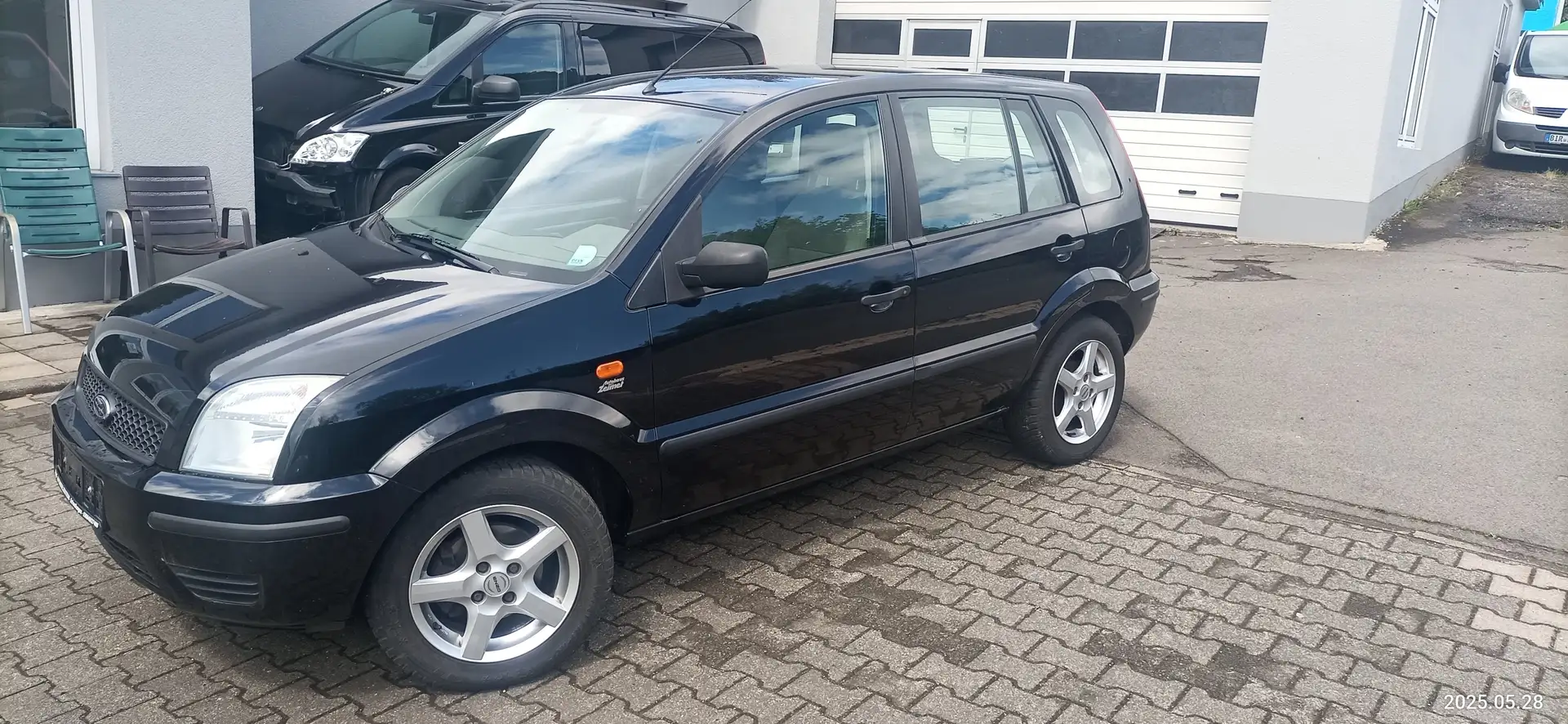 Ford Fusion 1.4 Viva TÜV 08-2025 Klima 5-Türer Noir - 1